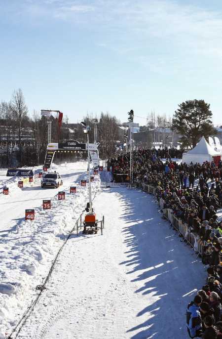 Trime X-Chain full plug-in lighting tower working in a rally event in Sweden